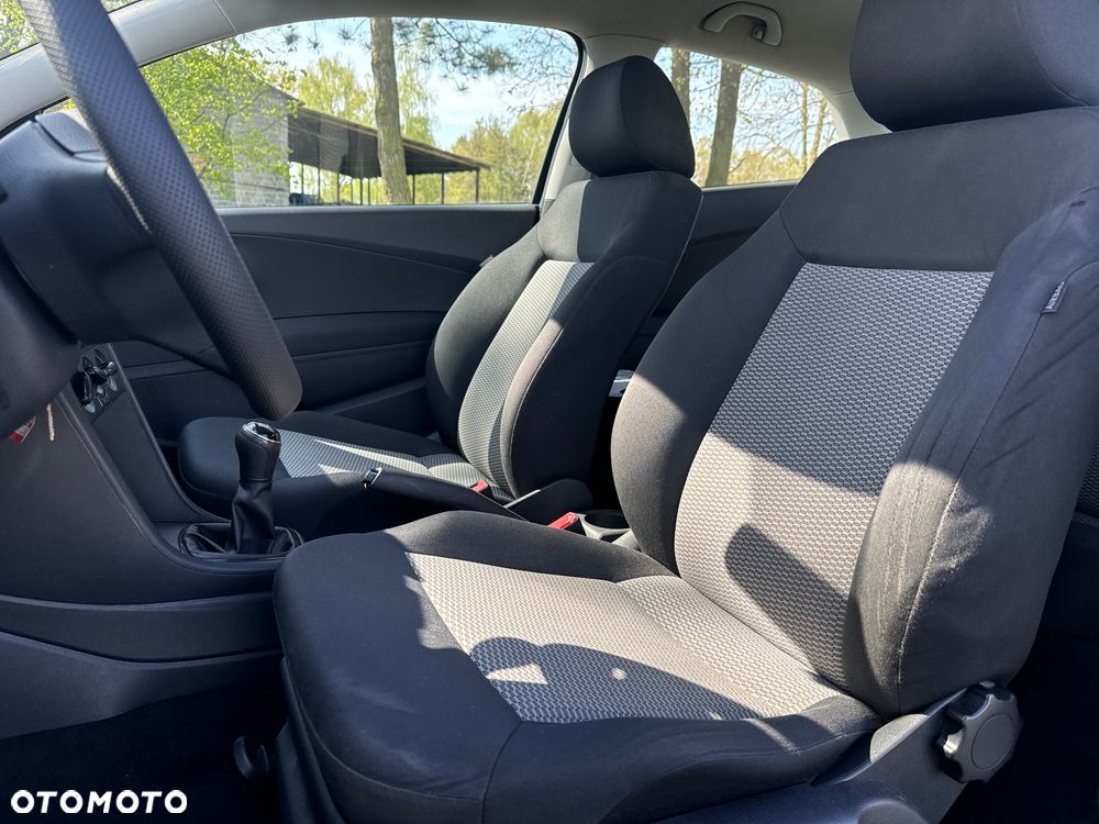 Volkswagen Polo 1.2 Comfortline - 19