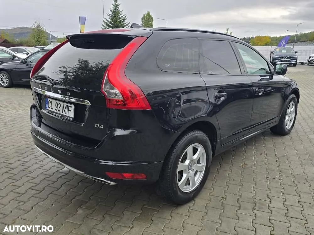 Volvo XC 60 D3 Geartronic Summum - 4