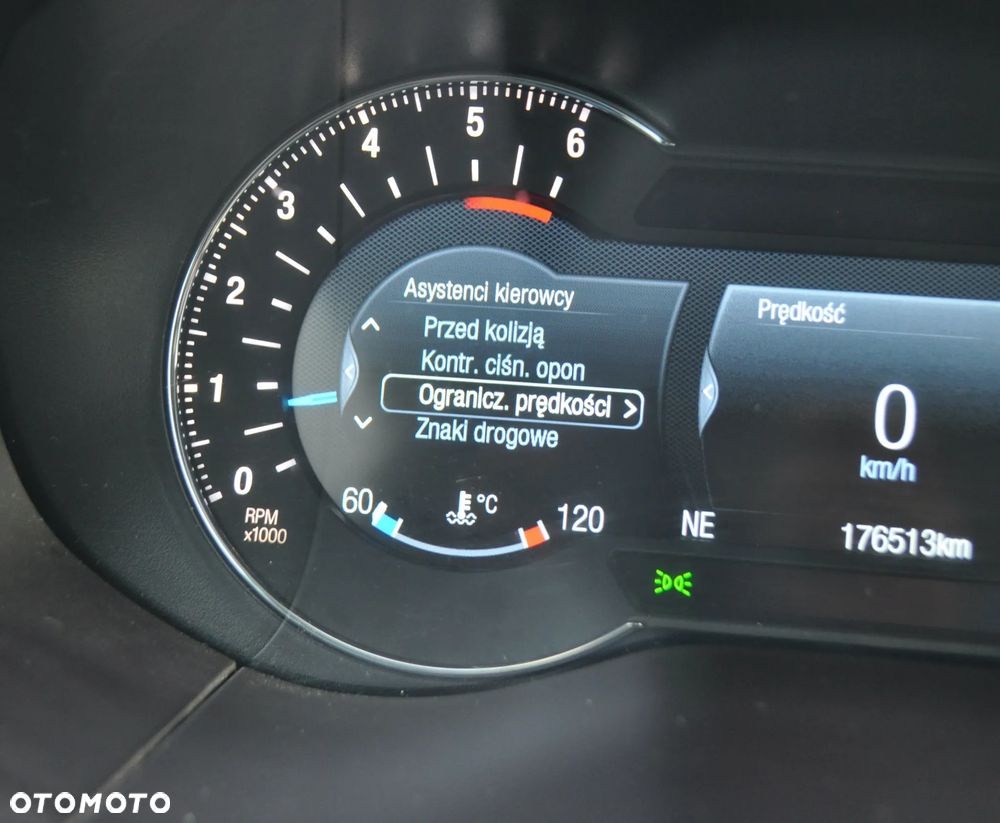 Ford S-Max 2.0 TDCi Titanium - 15