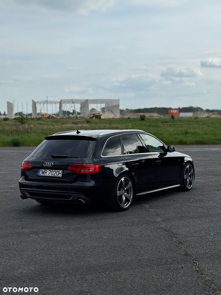 Audi A4 Avant - 4