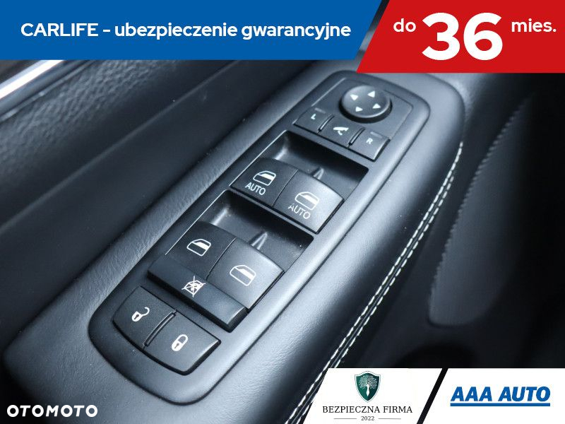 Jeep Grand Cherokee - 18