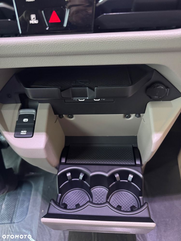 Volkswagen Multivan 2.0 TDI L2 Life DSG - 9