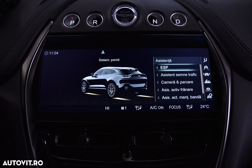 Aston Martin DBX - 20