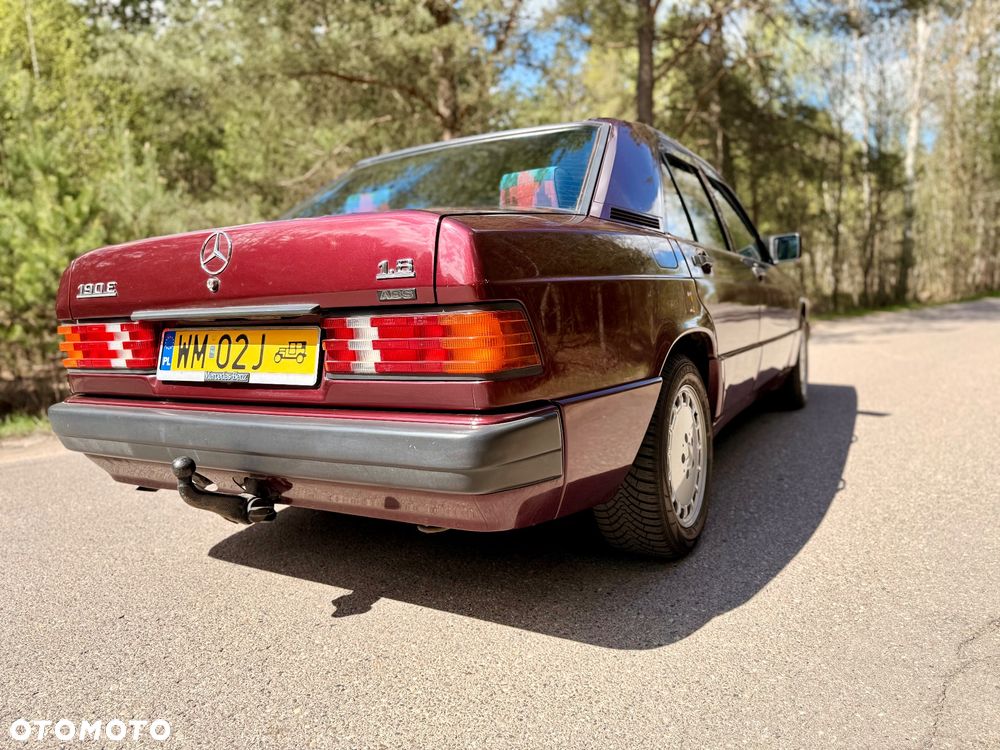 Mercedes-Benz W201 (190) - 11