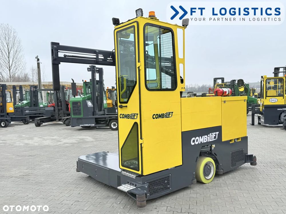 Combilift WÓZEK CZTEROKIERUNKOWY - WIELOKIERUNKOWY | COMBILIFT C3000STE | ELEKTRYCZNY | TRIPLEX 6100MM | SZEROKI POZYCJONER WIDEŁ | WOLNY SKOK | PEŁNA OGRZEWANA KABINA | STAN IDEALNY | Szeroka oferta wózków czterokierunkowych i bocznych, dopasowanych do różnorodnych potrzeb i zastosowań - 31