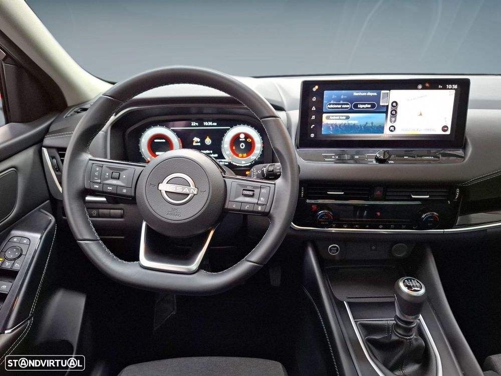 Nissan Qashqai 1.3 DIG-T Advance — fotografia 17