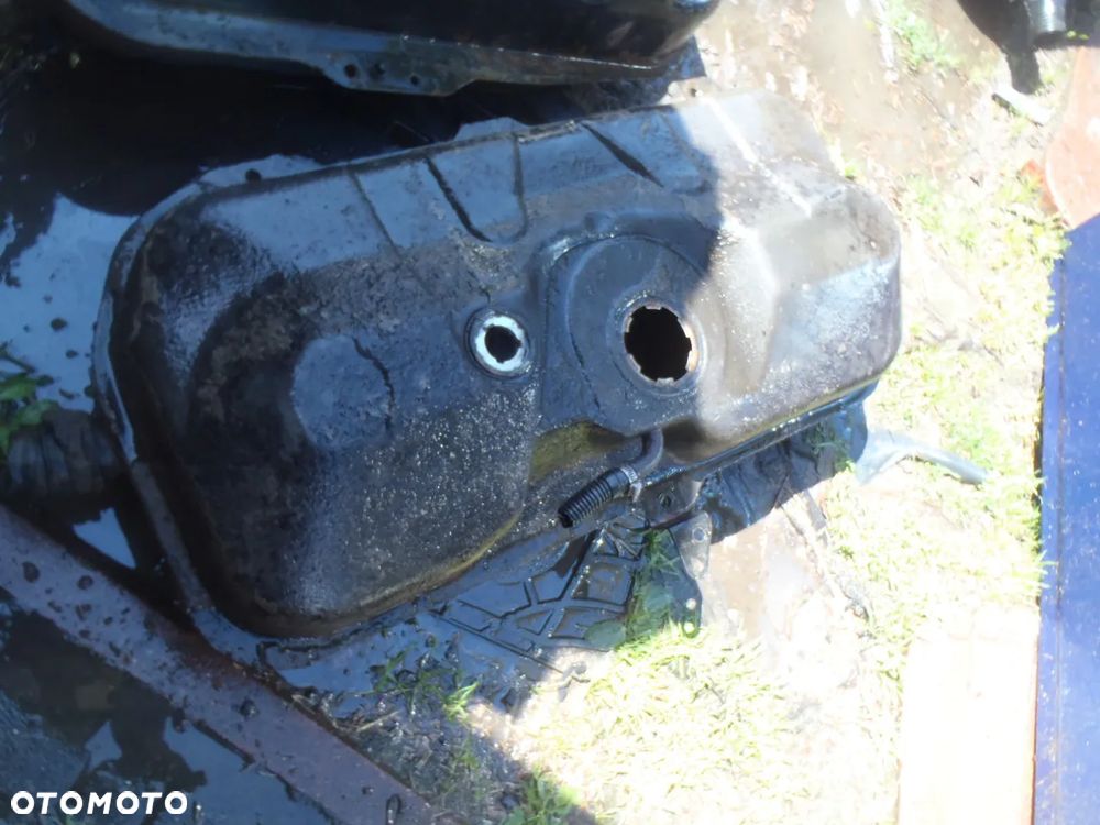 zbiornik bak paliwa uno cinQuecento 700 seicento mpi spi - 7