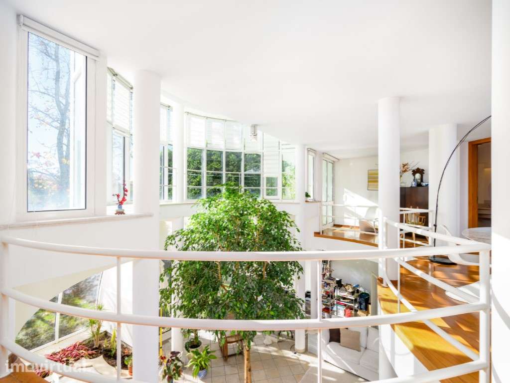 Moradia de Arquitetura Única no Porto - Grande imagem: 4/44
