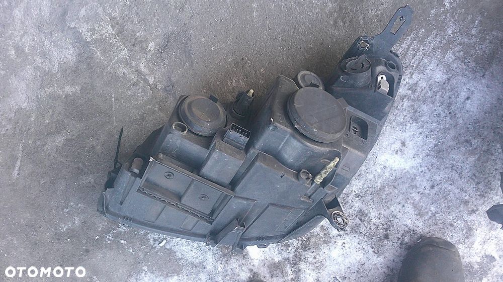CITROEN C5 II LAMPA PRZEDNIA LEWA - 4