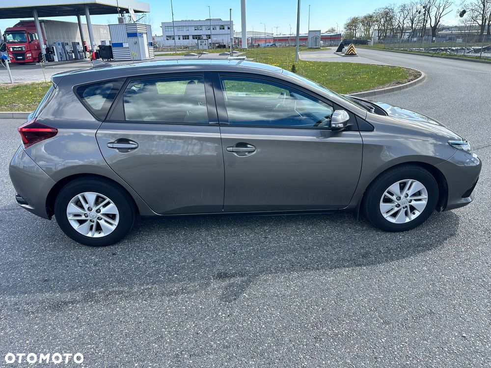 Toyota Auris 1.33 VVT-i Active - 2