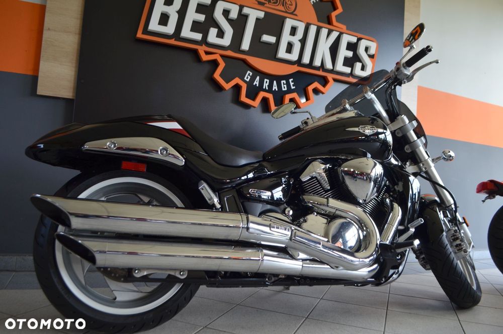 Suzuki Intruder - 14
