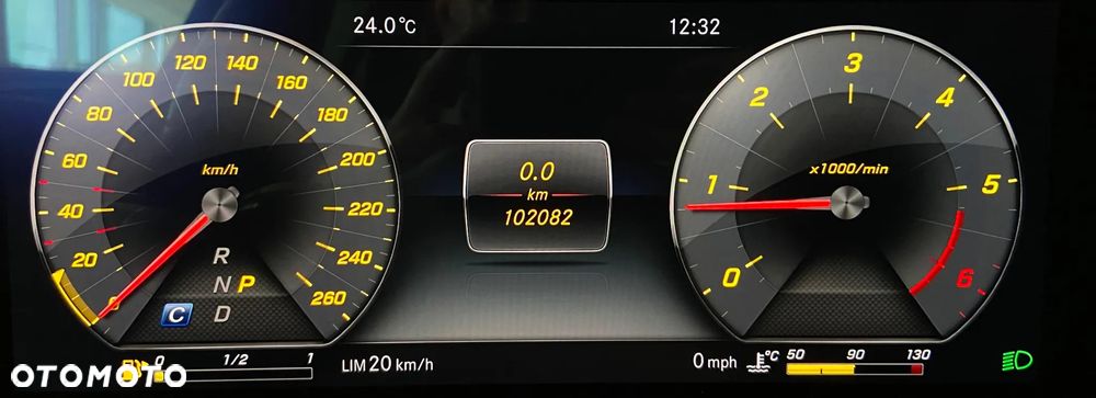 Mercedes-Benz Klasa E 220 d 4-Matic 9G-TRONIC - 16