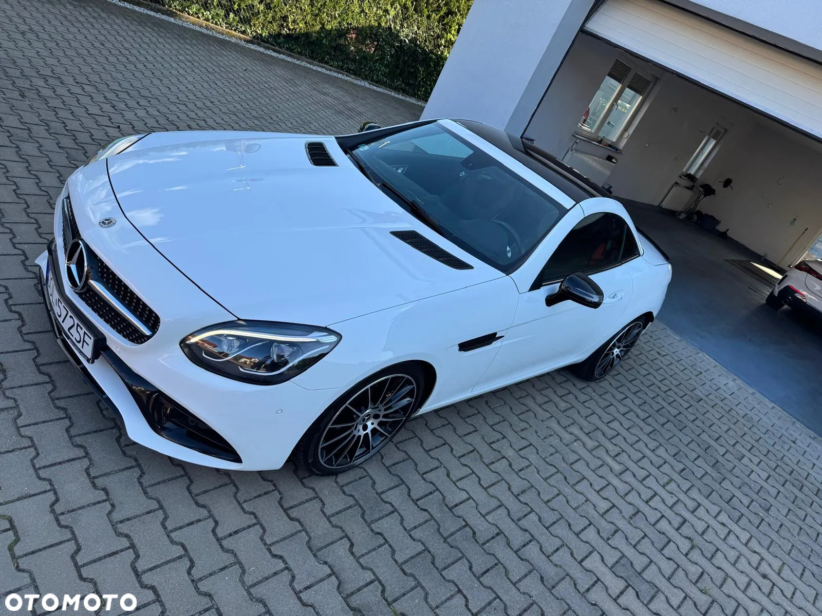 Mercedes-Benz SLC 200 9G-Tronic - 4
