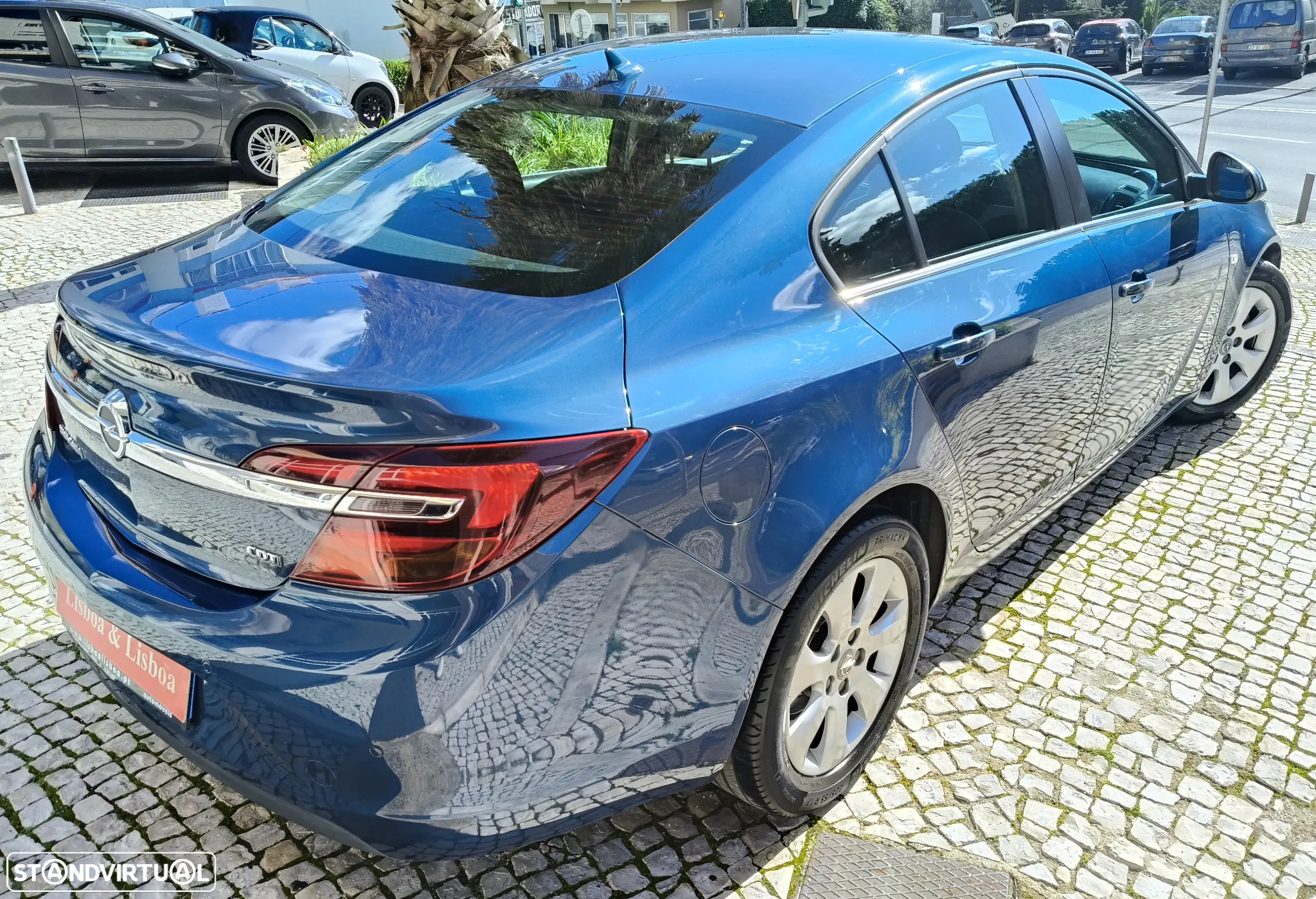 Opel Insignia 1.6 CDTi Executive S/S - 3