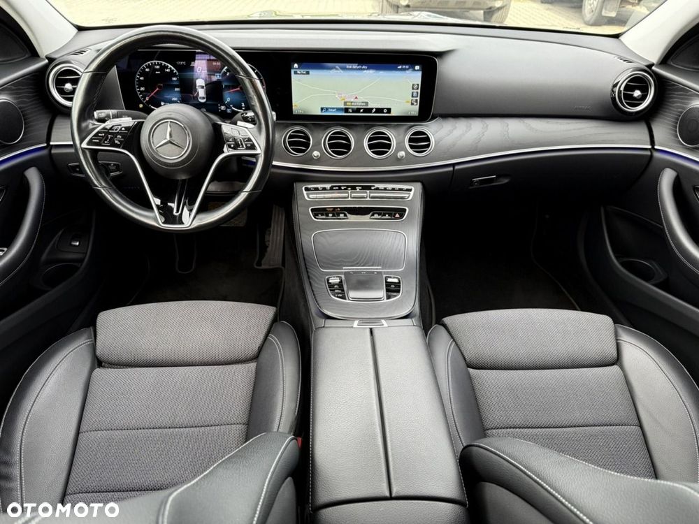 Mercedes-Benz Klasa E 400 d 4Matic 9G-TRONIC AMG Line - 18