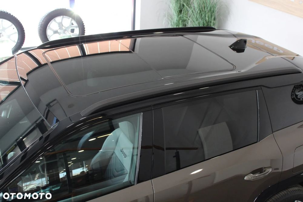 Jeep Compass 73.7kWh First Edition FWD - 9