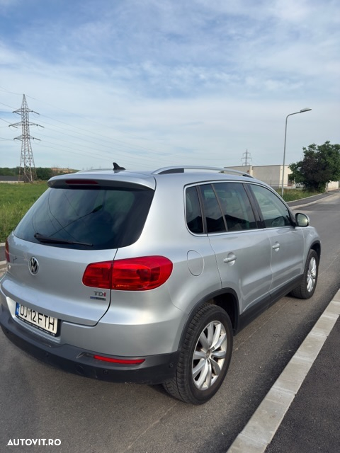 Volkswagen Tiguan 2.0 TDI 4Motion Trend & Fun - 9