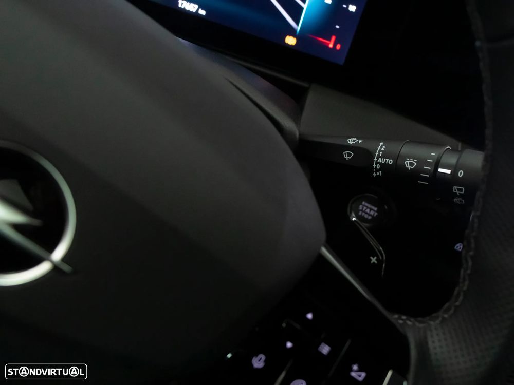 Opel Astra 1.2 T GS Line Aut. - 25