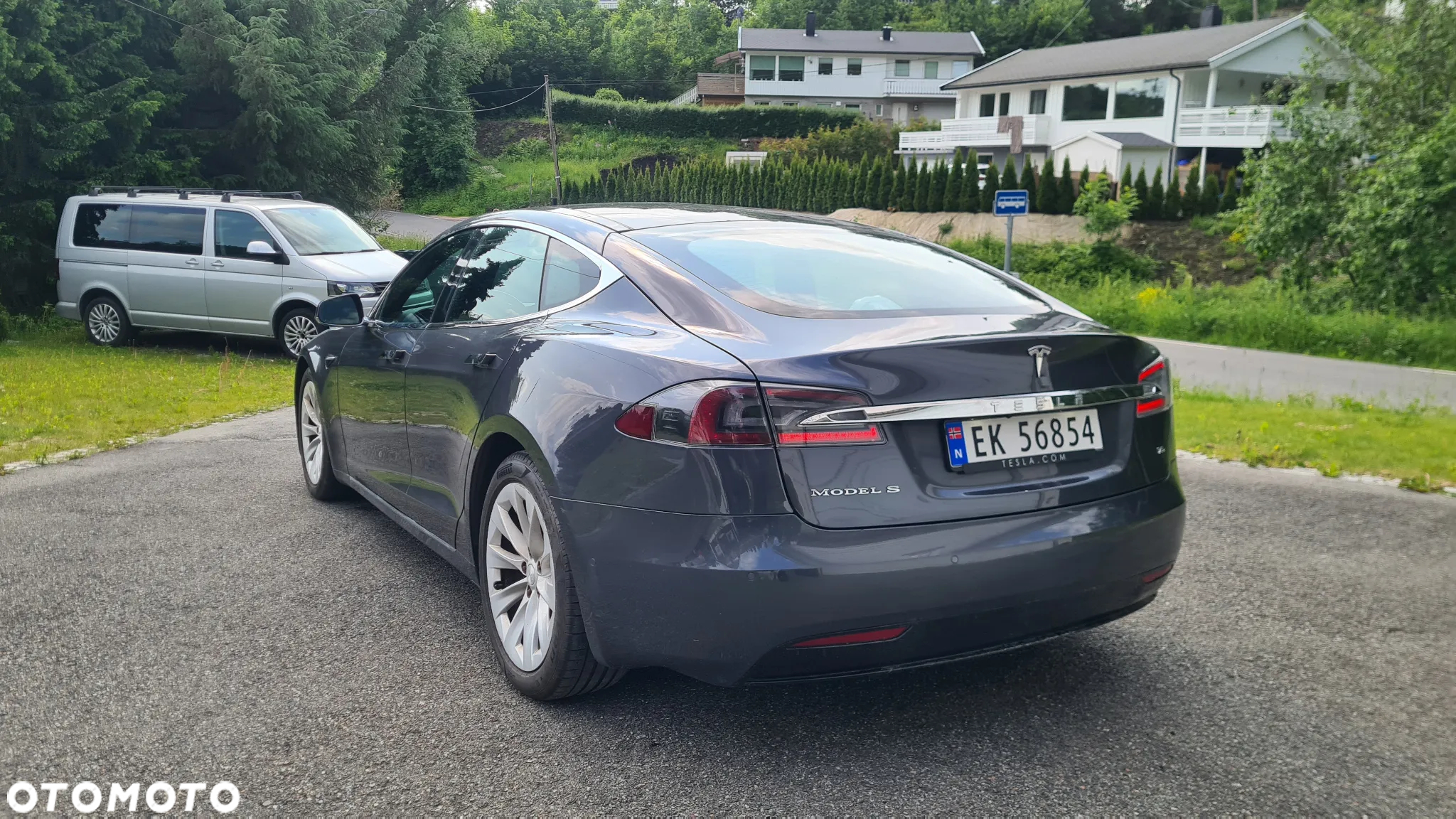 Tesla Model S Standard - 4