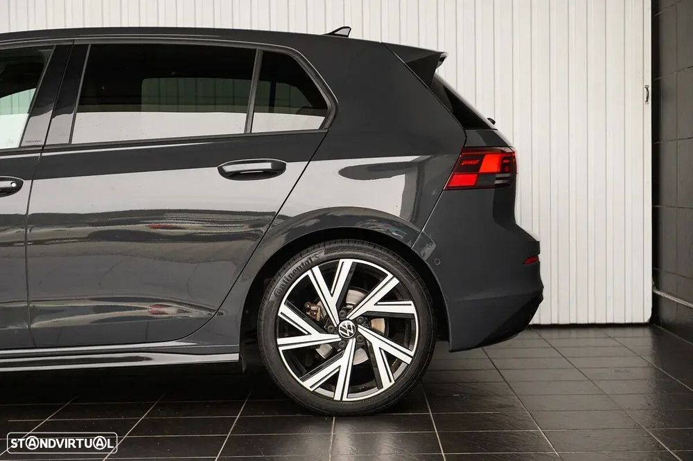 VW Golf - 9