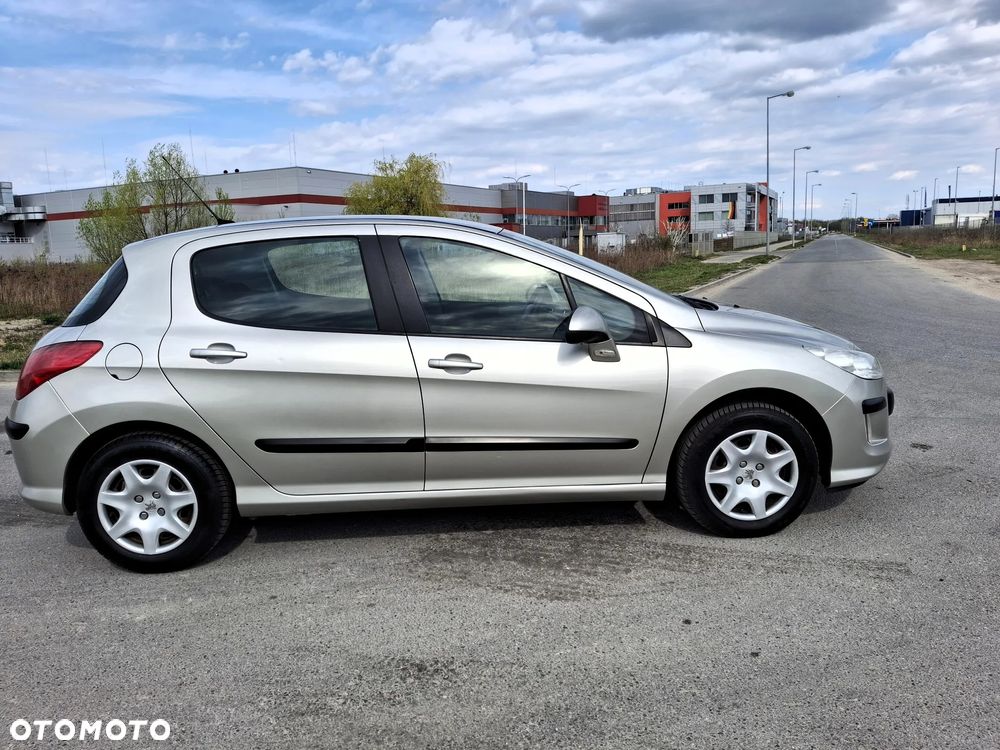 Peugeot 308 1.6 Trendy - 9