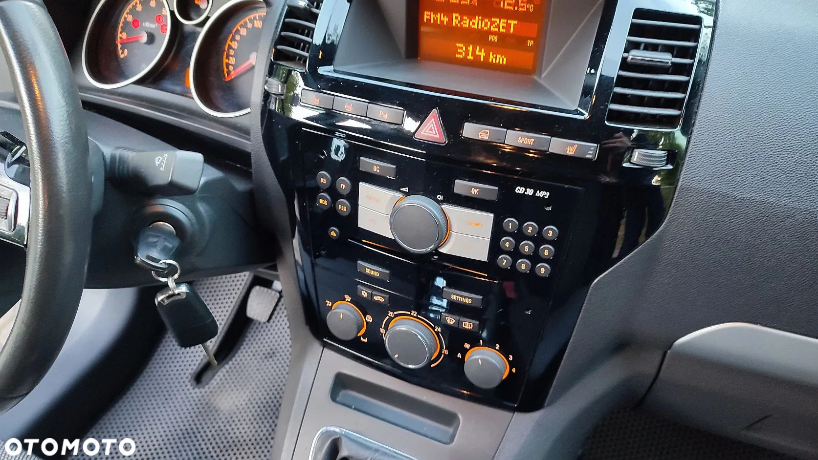 Opel Zafira 1.8 Design Edition - 12