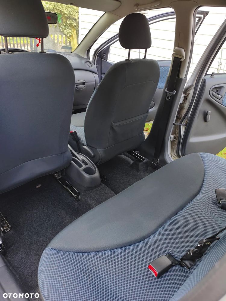 Toyota Yaris 1.0 Unlimited - 19
