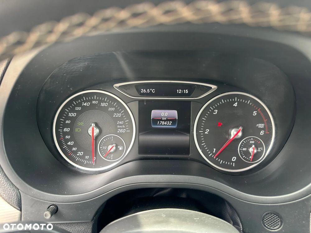 Mercedes-Benz Klasa B 180 CDI BlueEFFICIENCY Edition Style - 16