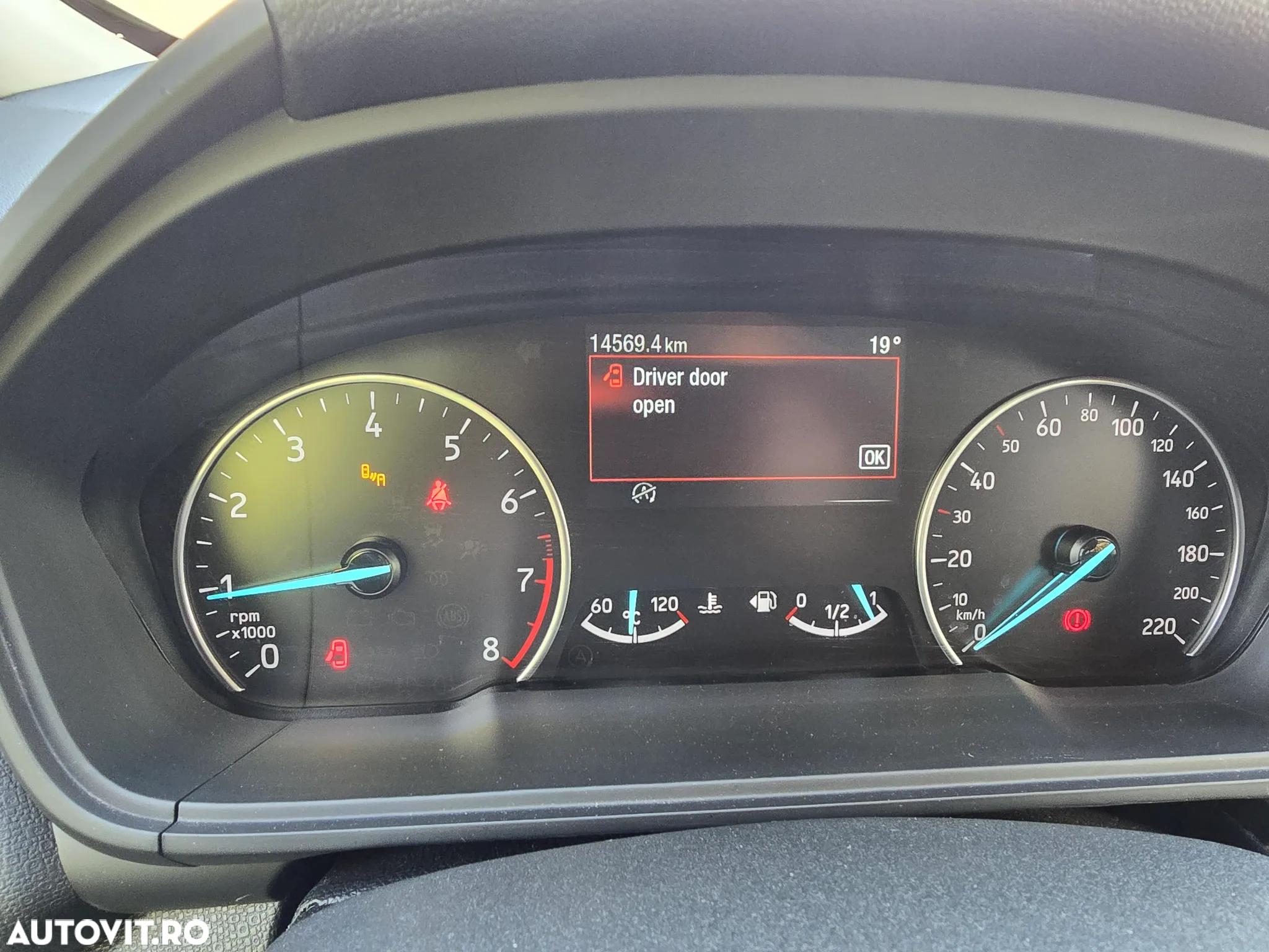 Ford EcoSport 1.0 EcoBoost Titanium - 18