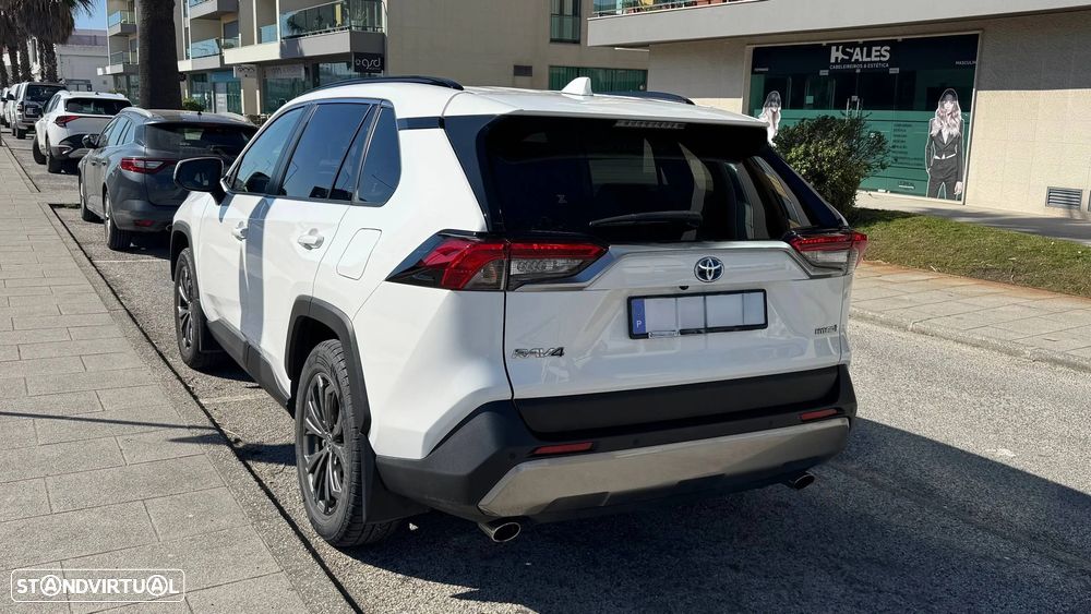 Toyota RAV4 2.5 HDF Exclusive AWD-i - 4