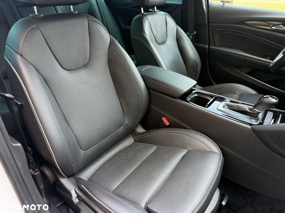 Opel Insignia Sport2.0 Direct InjTurbo 4x4 Innovation - 15