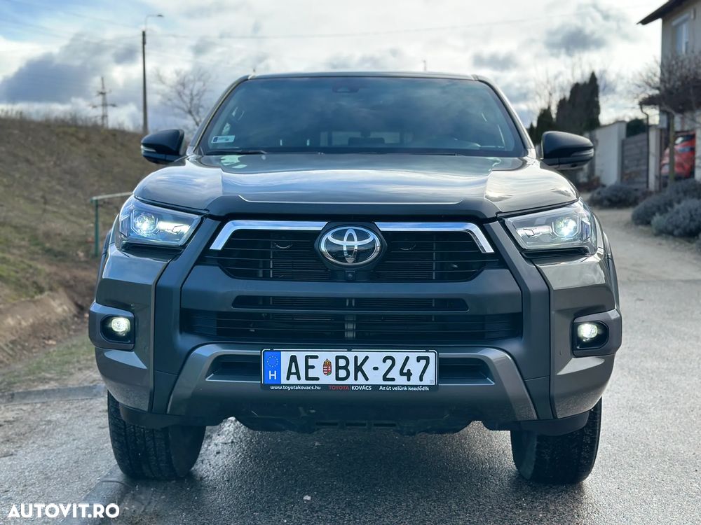 Toyota Hilux 2.8D 204CP 4x4 Double Cab AT Invincible Color Edition - 17