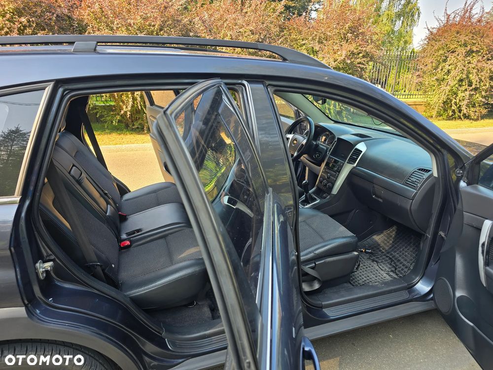 Chevrolet Captiva 2.4 4WD 7 Sitzer LT - 20