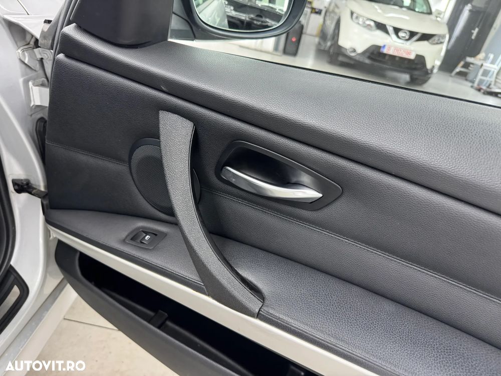 BMW Seria 3 320d DPF - 24