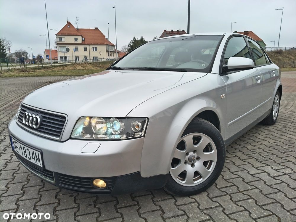 Audi A4 Limousine - 2