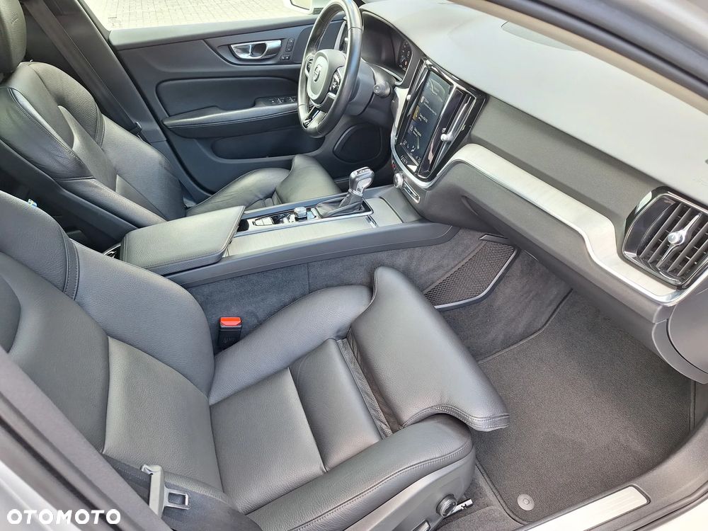 Volvo V60 D4 AWD Inscription - 27