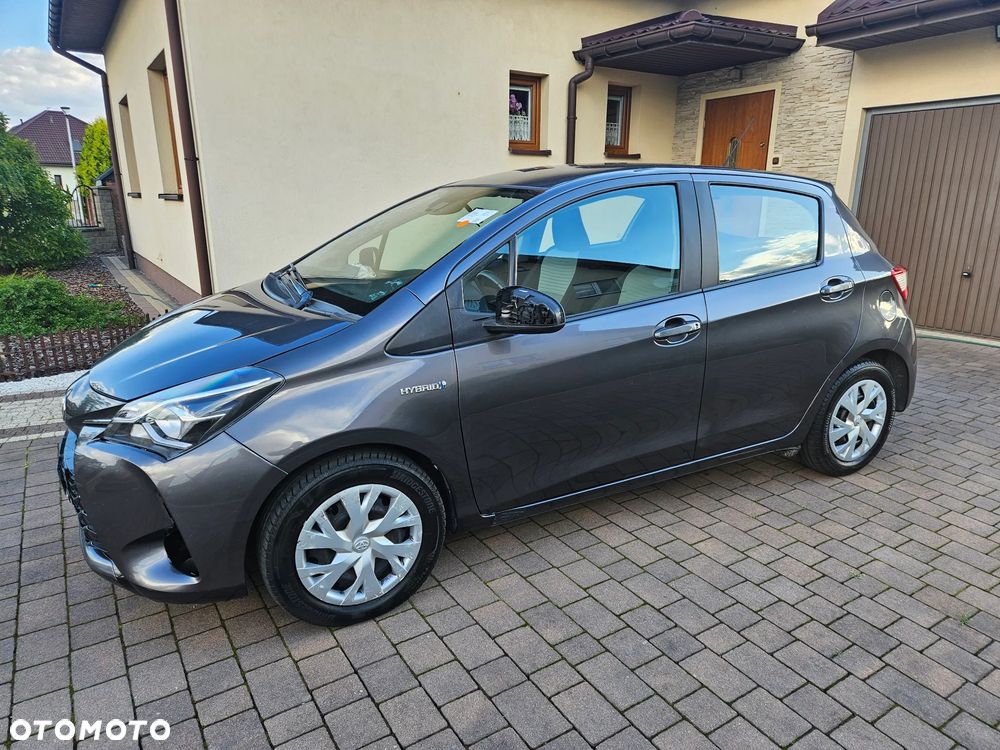 Toyota Yaris Hybrid 100 Active EU6 - 3
