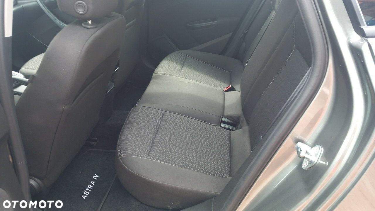 Opel Astra - 12