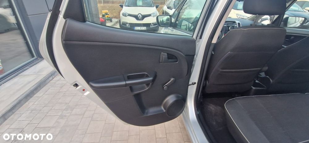 Kia Venga 1.4 CVVT Attract - 22