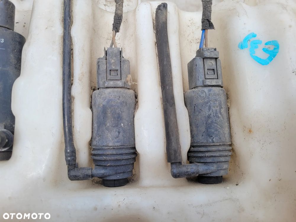 Zbiornik spryskiwaczy pompki BMW E39 Lift 2003r 8364941 - 6