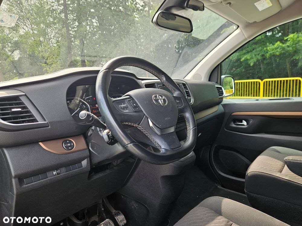 Toyota ProAce Kombi D-4D Medium 2,8t - 20