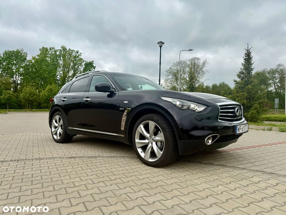 Infiniti Q70 3.0d S Premium - 9