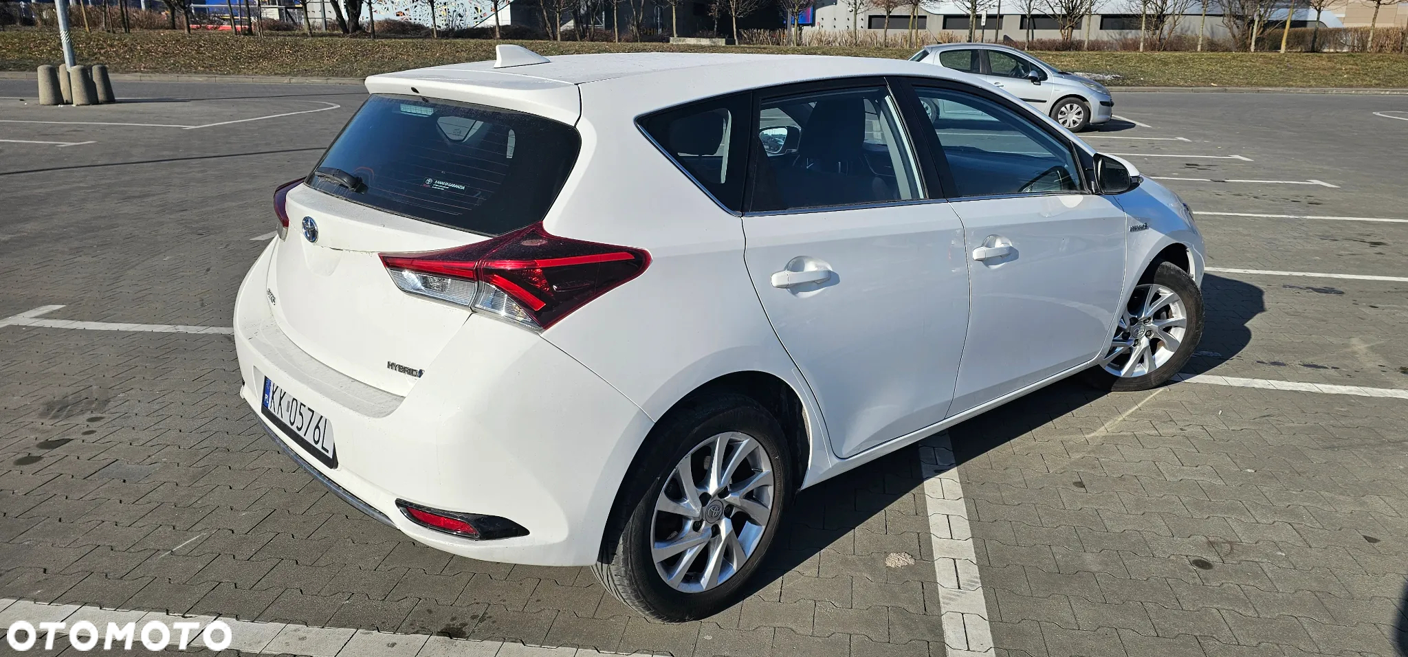 Toyota Auris Hybrid 135 Premium - 8
