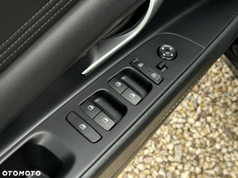 Hyundai Elantra - 15