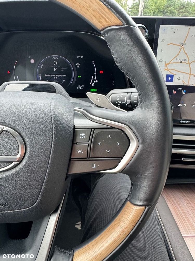 Lexus RX - 15