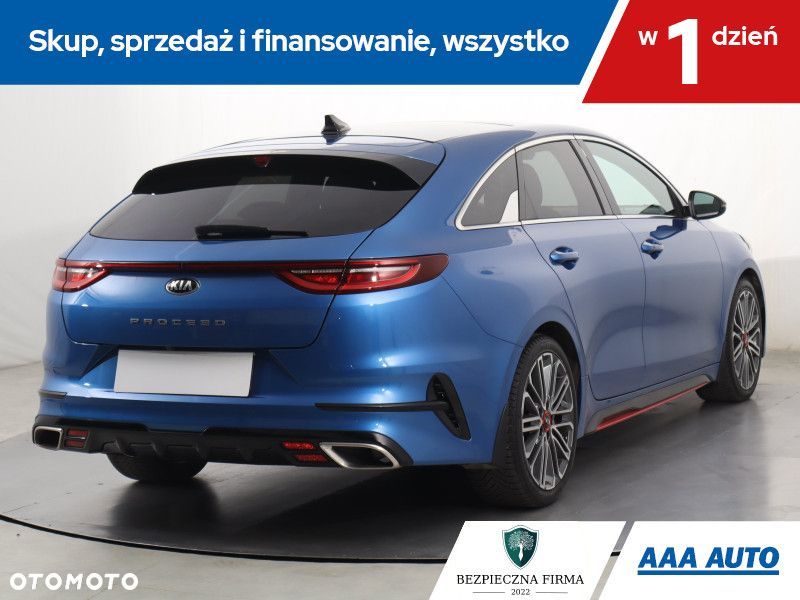 Kia ProCeed - 7