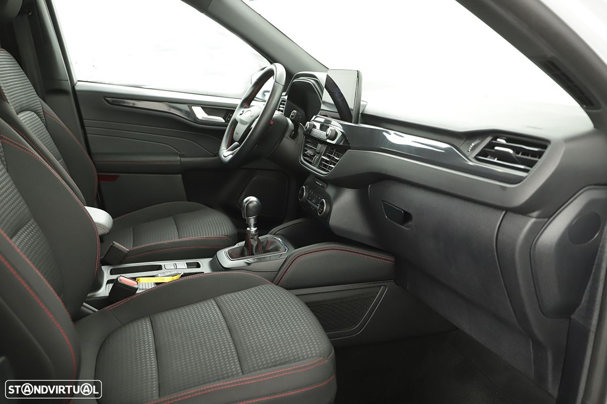 Ford Kuga 1.5 EcoBoost ST-Line - 21