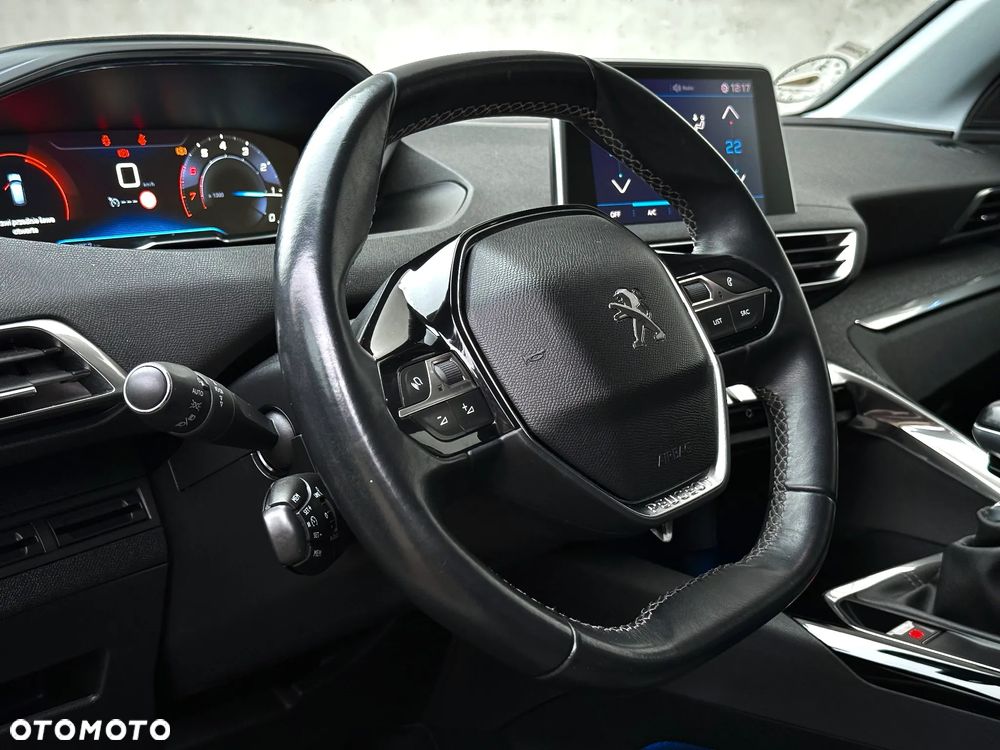 Peugeot 3008 PureTech 130 Stop & Start Allure - 22