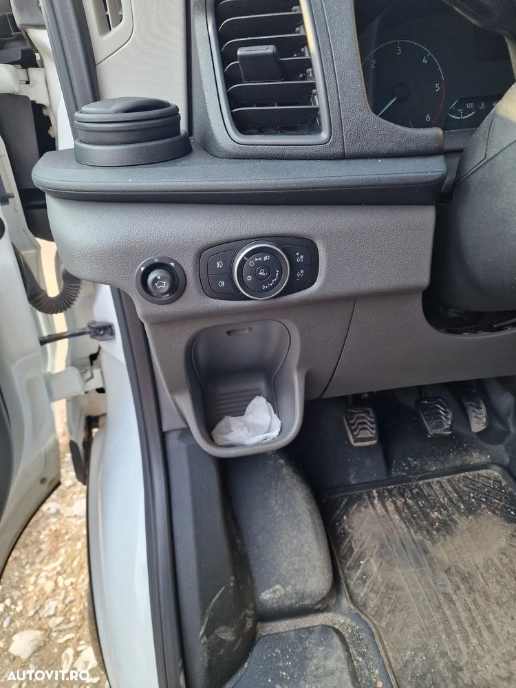 Ford Transit - 4