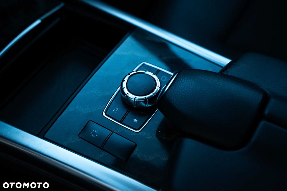 Mercedes-Benz Klasa E 220 BlueTEC BlueEFFICIENCY Edition 9G-TRONIC Avantgarde - 39